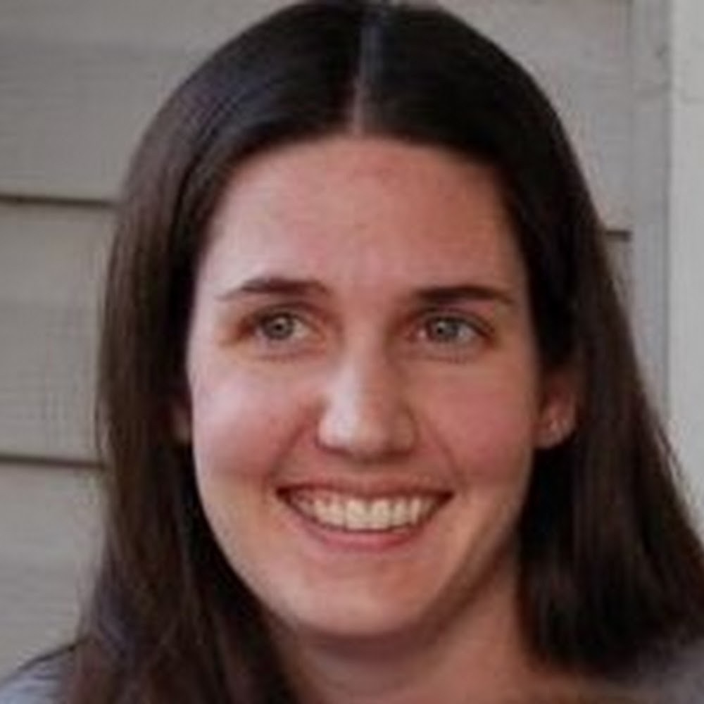 Meet your Posher, Carolyn